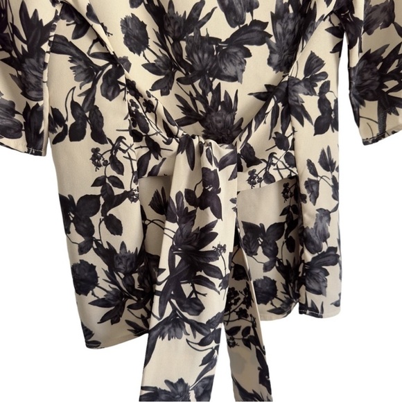 West Kei Julianne Tie Front Blouse - Picture 5 of 7